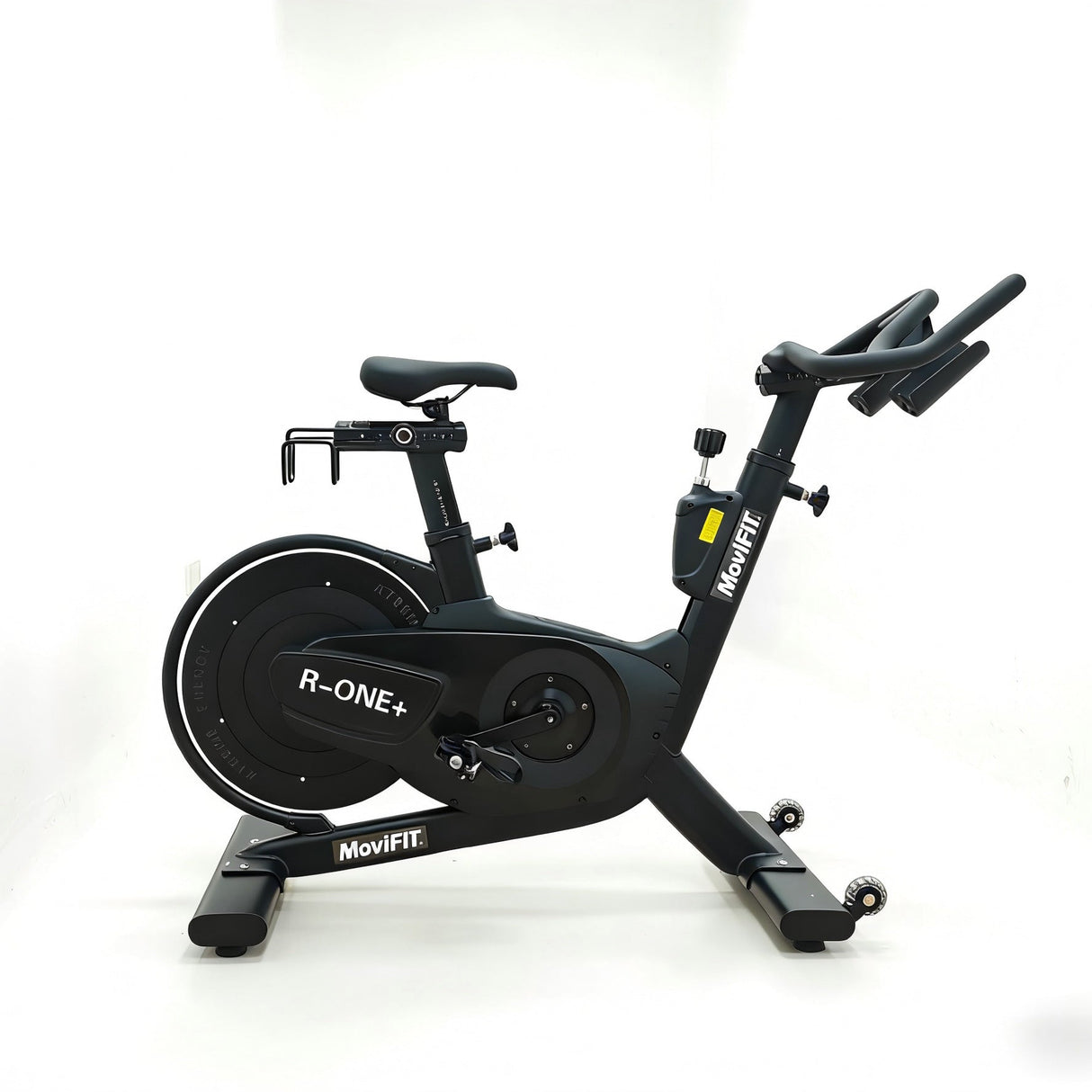 Bicicleta Profesional De Indoor Cycling MoviFit R ONE Black Edition 2 FabriFit Colombia Gimnasios Colombia