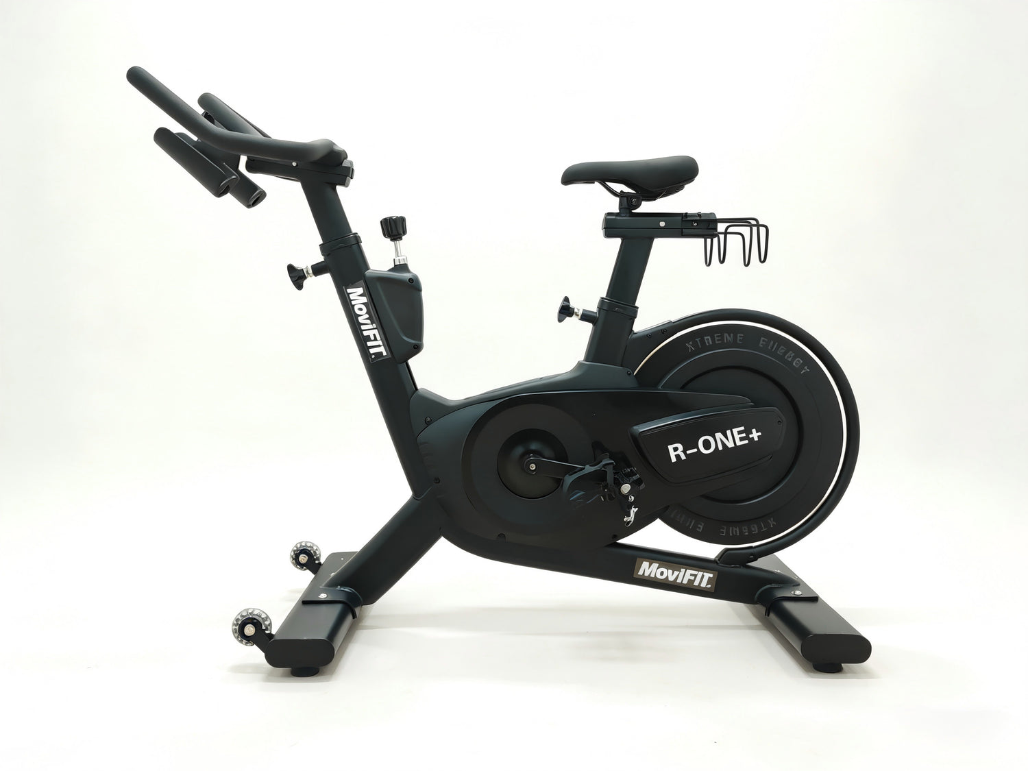 Bicicleta Profesional De Indoor Cycling MoviFit R ONE Black Edition 4 FabriFit Colombia Gimnasios Colombia

